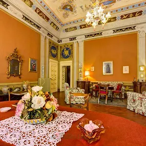 Residenza Storica Palazzo Ricciarelli Villa Volterra